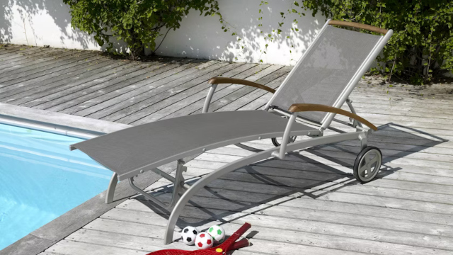 Liegen & Liegestühle