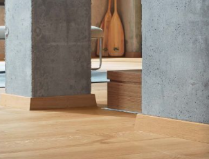 Dekorgleiche Fußleisten