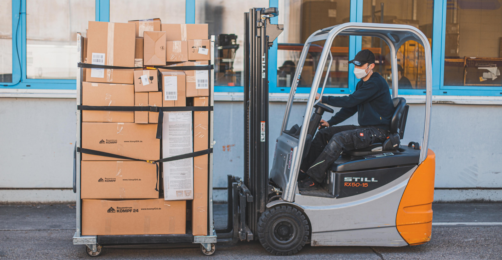 Große Lagererweiterung