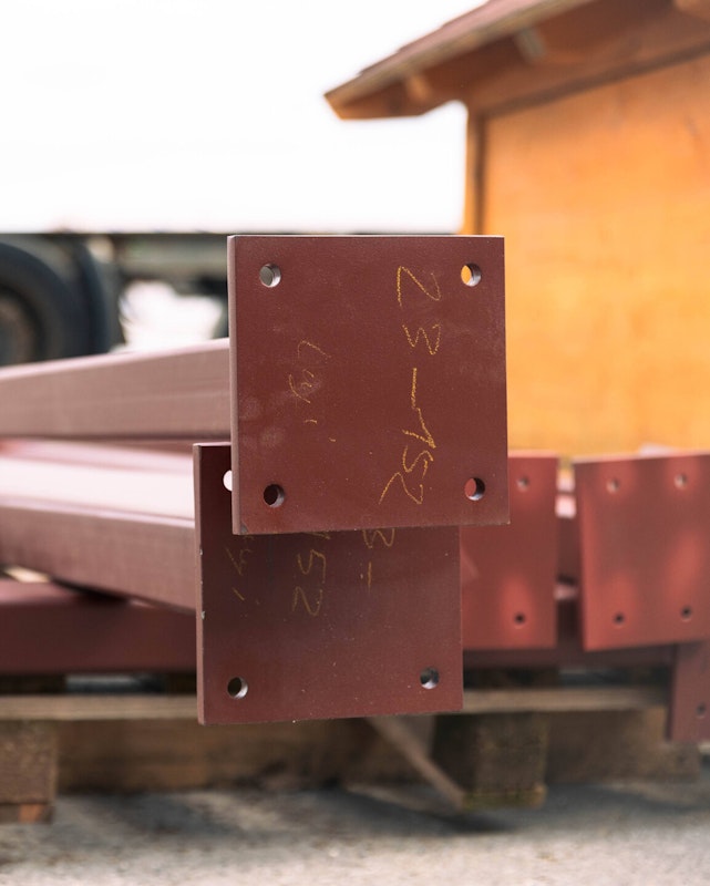 Metallstützen Metallpfosten z.B. für einen individuell angefertigten Carport