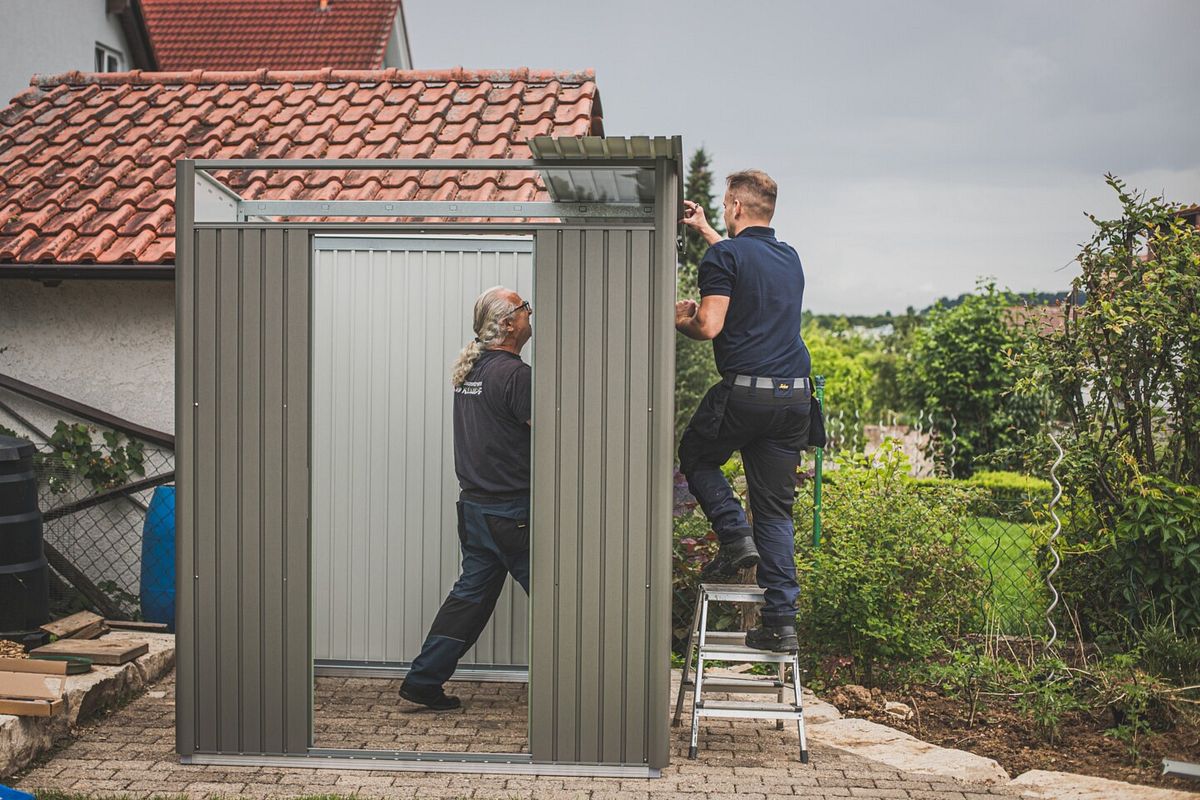 Montage eines Biohort Gartenhauses