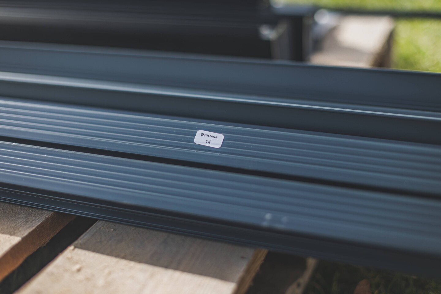 Überprüfen Sie die Korrektheit aller Einzelteile Ihrer Bestellung