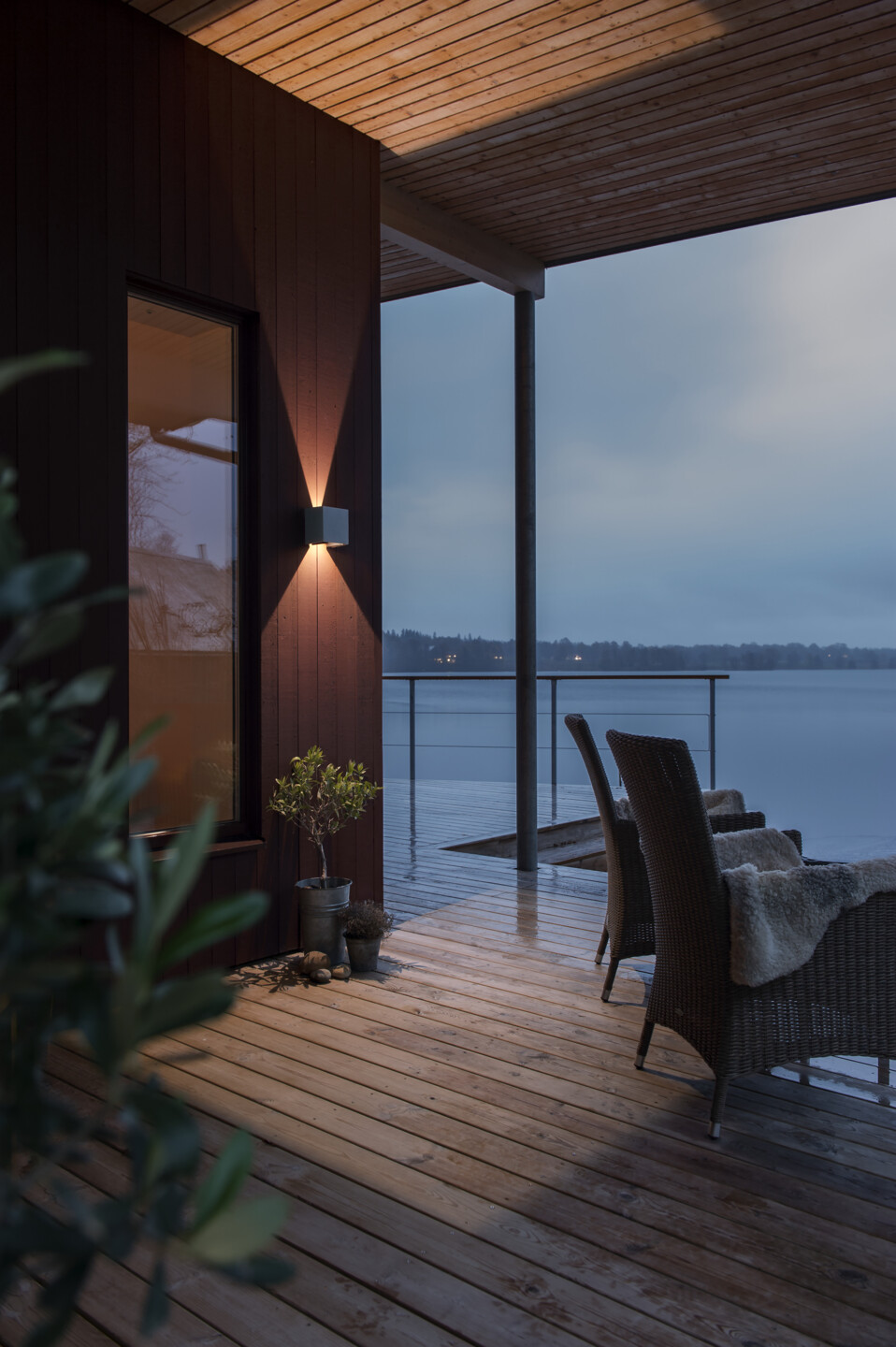 Konstsmide Wandleuchte Cremona, HighPowerLED, silbergrau 