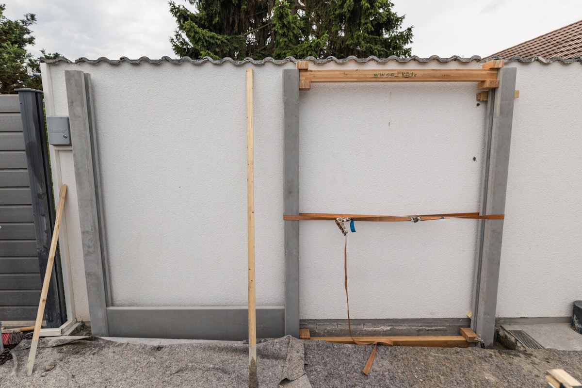 WWOO Stützpfosten Die Stützpfosten der WWOO aus Beton sind besonders schwer und robust
