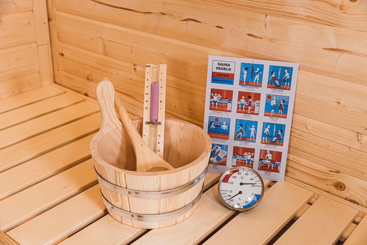 Starterset für die Sauna inklusive Kübel und Schöpfkelle