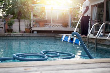 Poolpflege