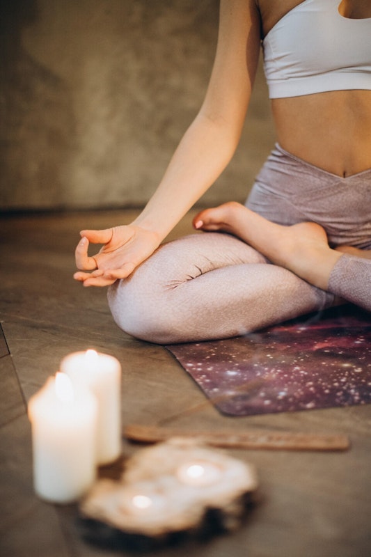 Meditaionsübungen helfen bei der Entspannung von Körper und Geist Meditaionsübungen helfen bei der Entspannung von Körper und Geist