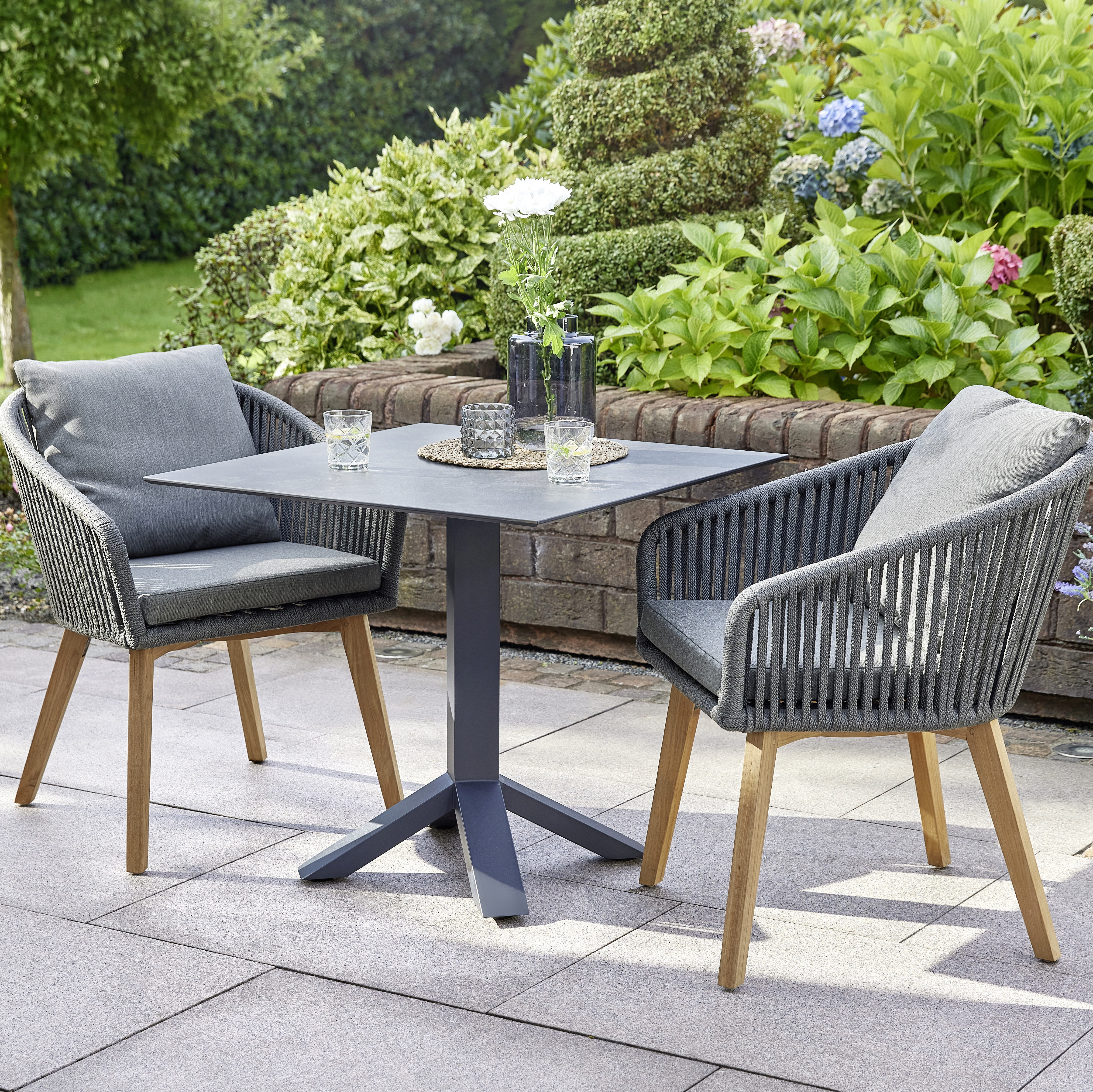 Gartenmöbel aus Rope