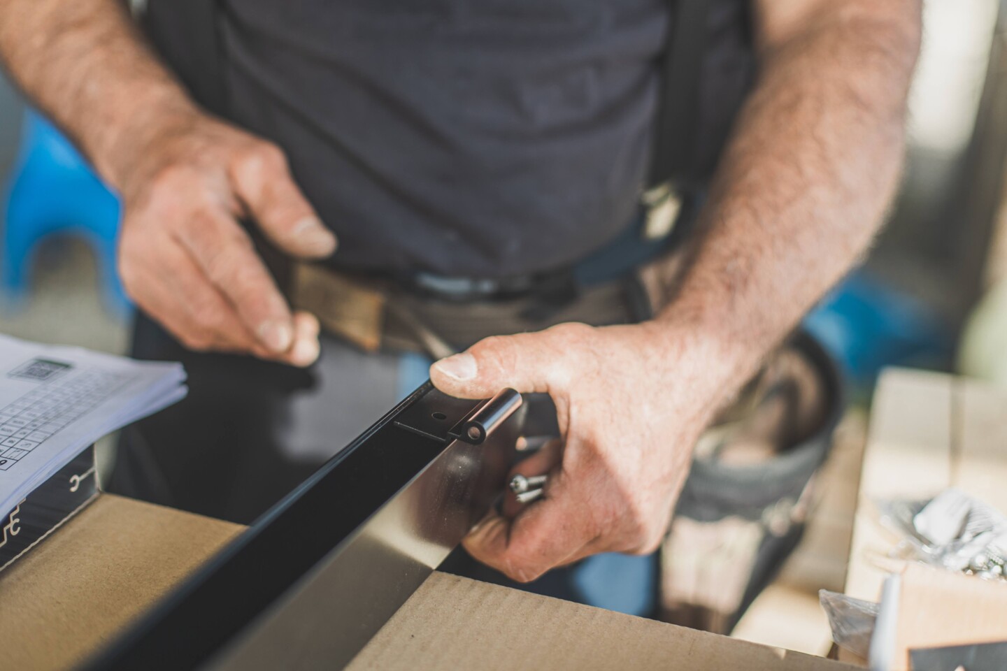 Das Vormontieren der Dachfenster geht schnell und einfach