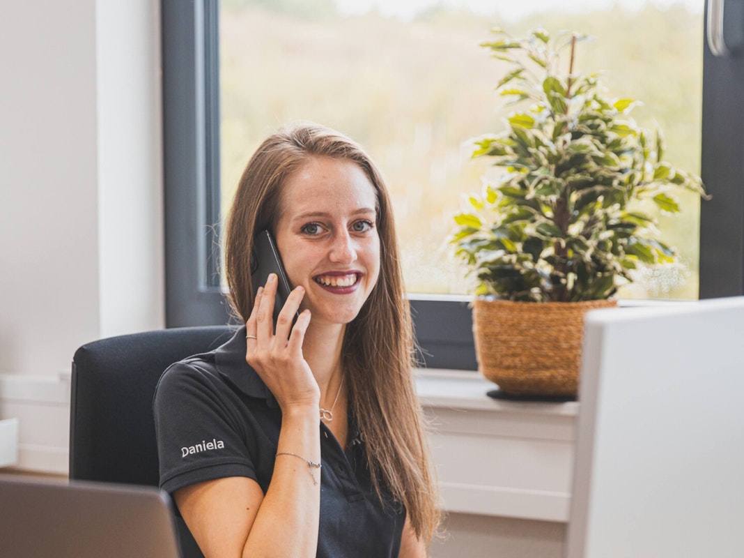 Unser Kundenservice berät Sie gern! Unser Kundenservice berät Sie gern!
