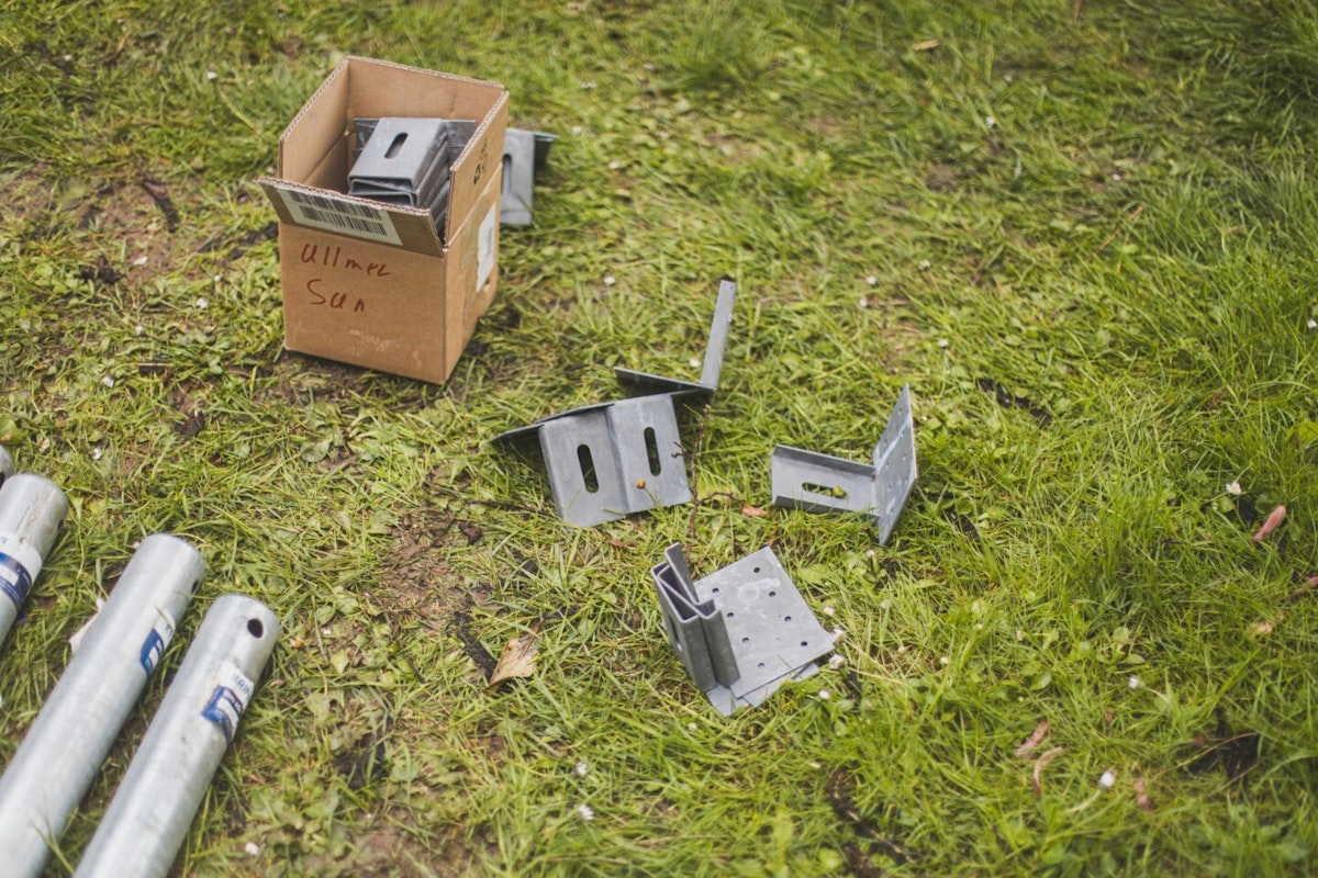 Winkeleisen Massive Montagewinkel zur Befestigung des Fundamentrahmens