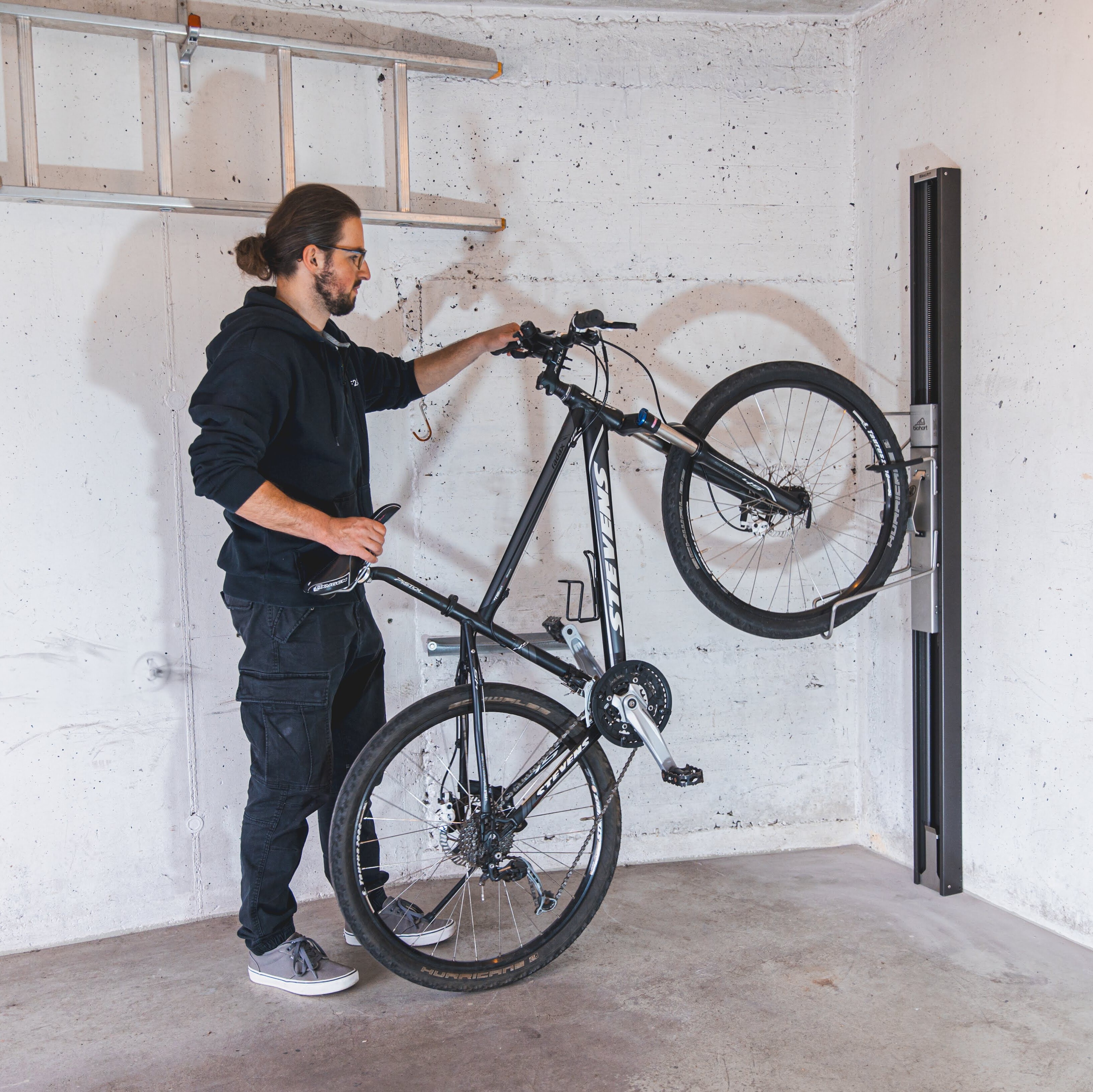 Bike Lift mit Wandmontage