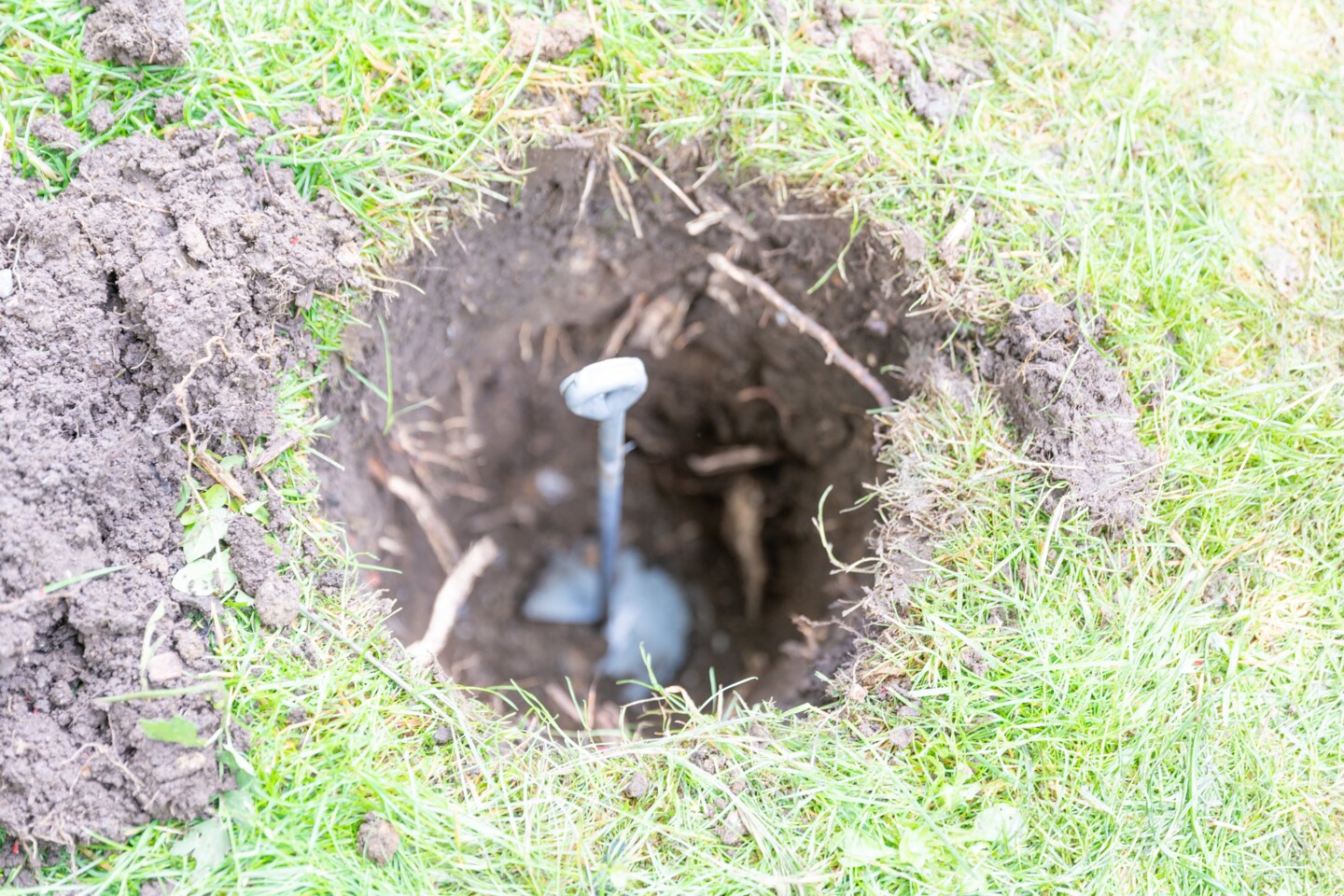 Das Loch muss breit genug sein, um den Fundamentanker fassen zu können