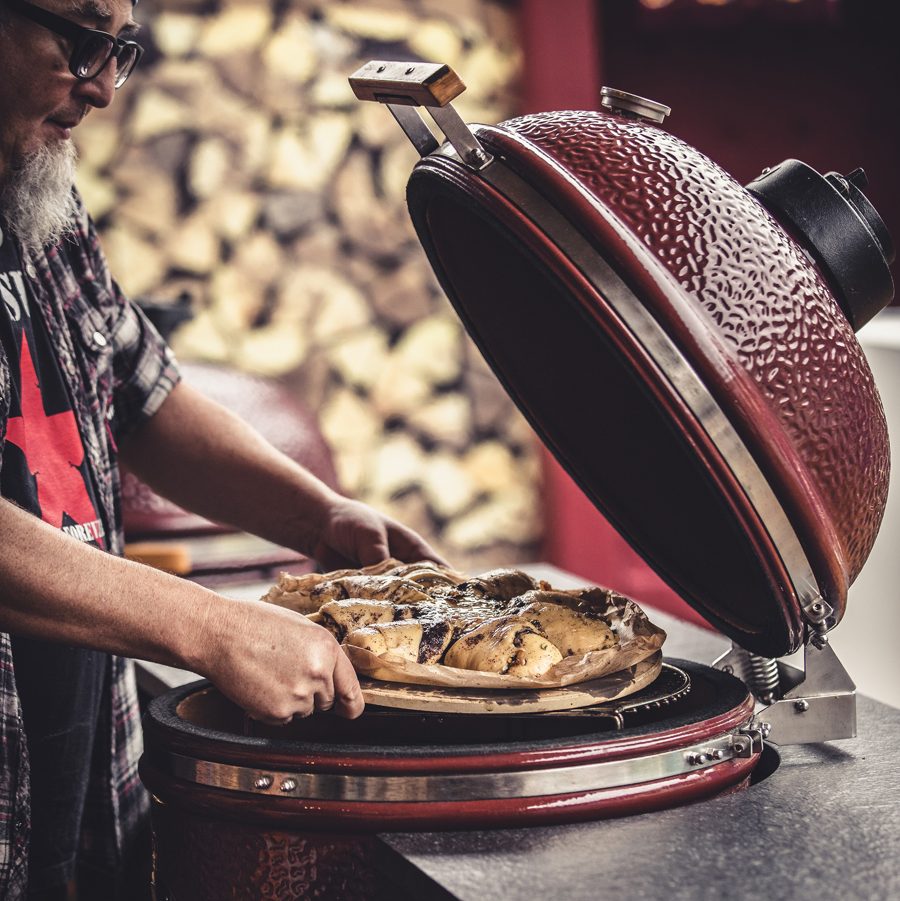 Vielseitiger Alleskönner: Kamadogrills!