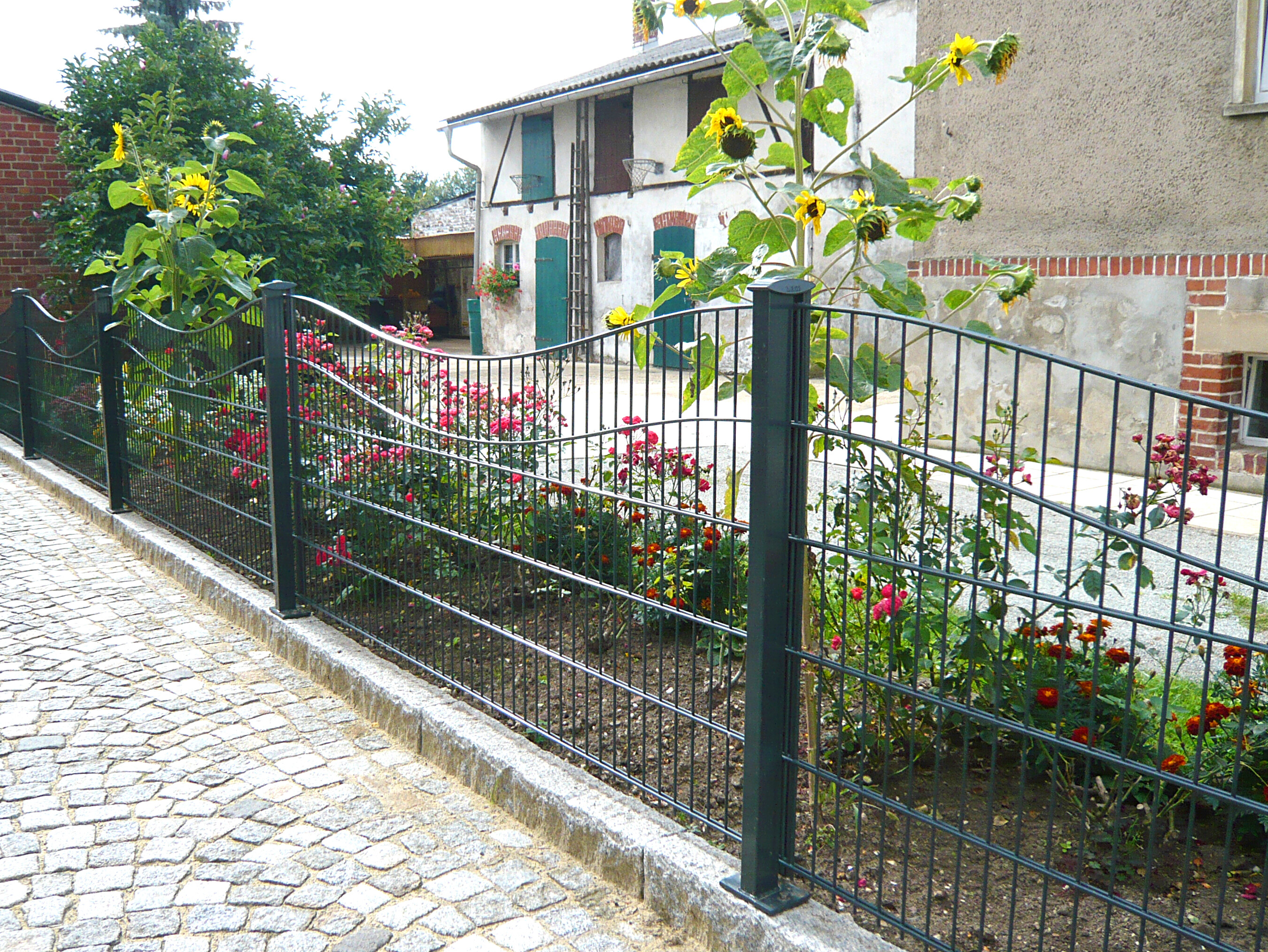 Alles über Doppelstabmattenzäune