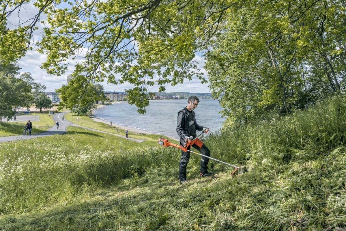 Husqvarna 115iL: zuverlässiger Akkutrimmer Husqvarna 115iL: zuverlässiger Akkutrimmer
