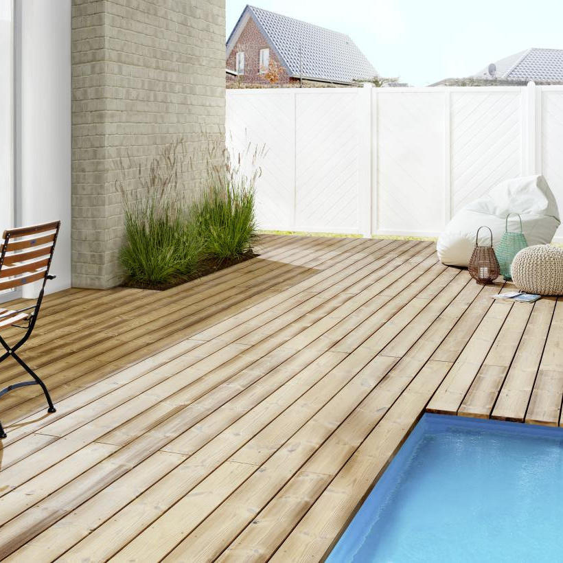 Holzterrasse reinigen?