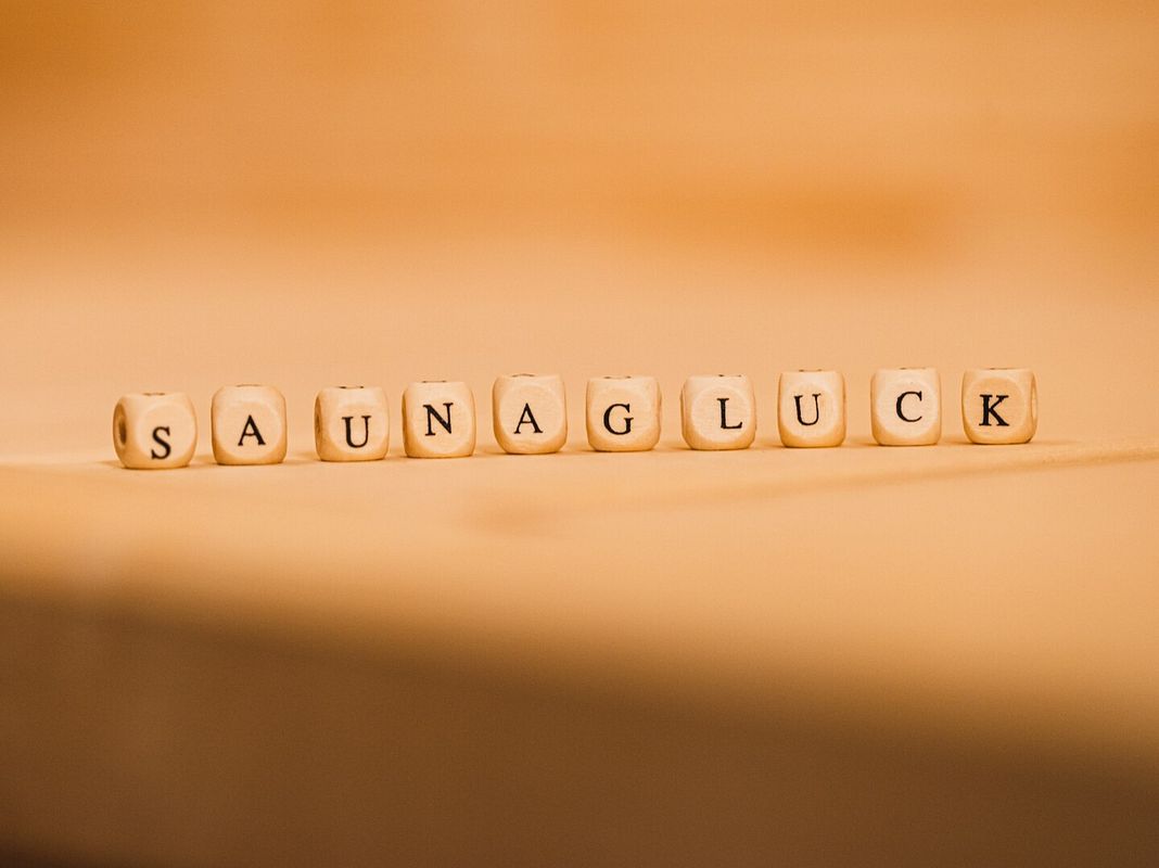 Buchstabenwürfelkette: Saunagluck