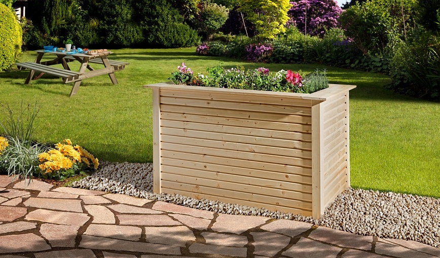 Blickfang im Garten: das Weka Profi-Hochbeet 669 aus Holz