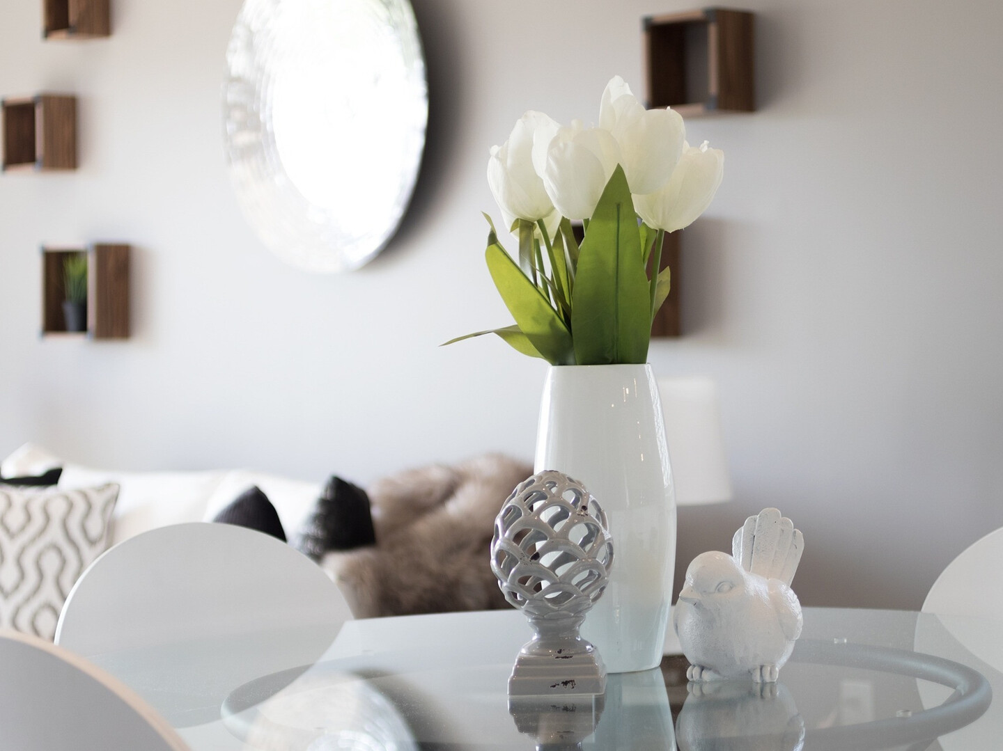 Sauber & gepflegt im lichtdurchfluteten Wohnzimmer