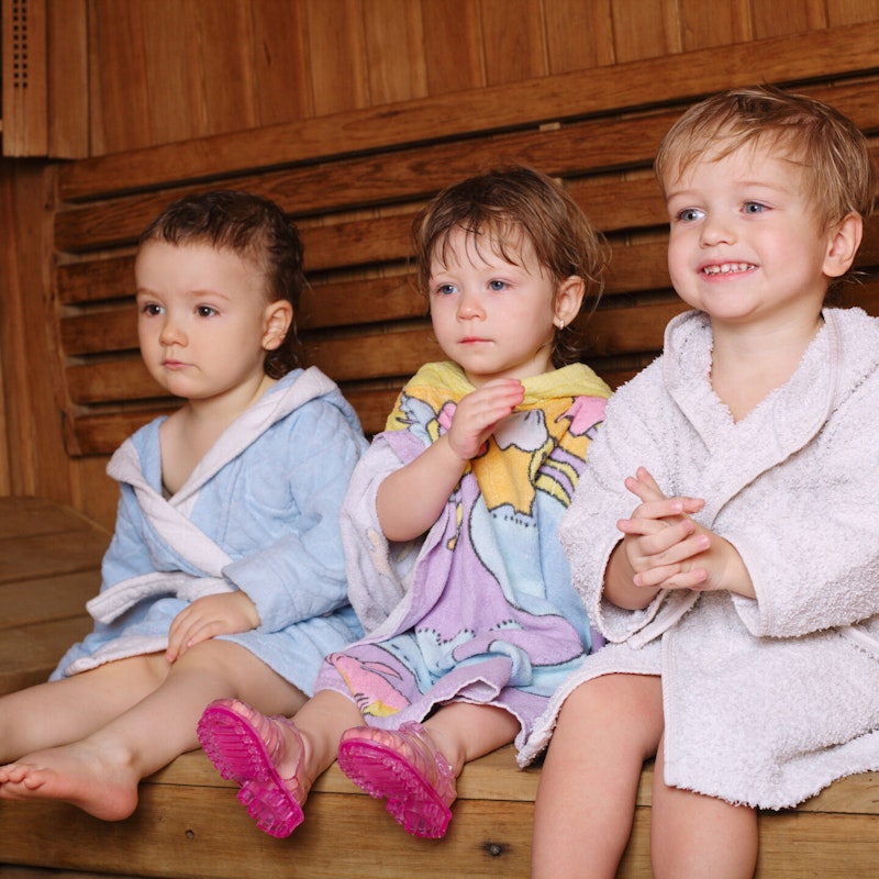 Kinder in der Sauna 3 Kinder in der Sauna