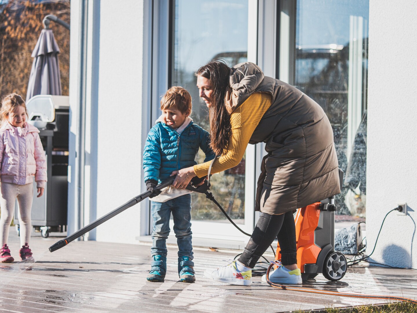 Terrasse reinigen mit dem Husqvarna Hochdruckreiniger PW 360