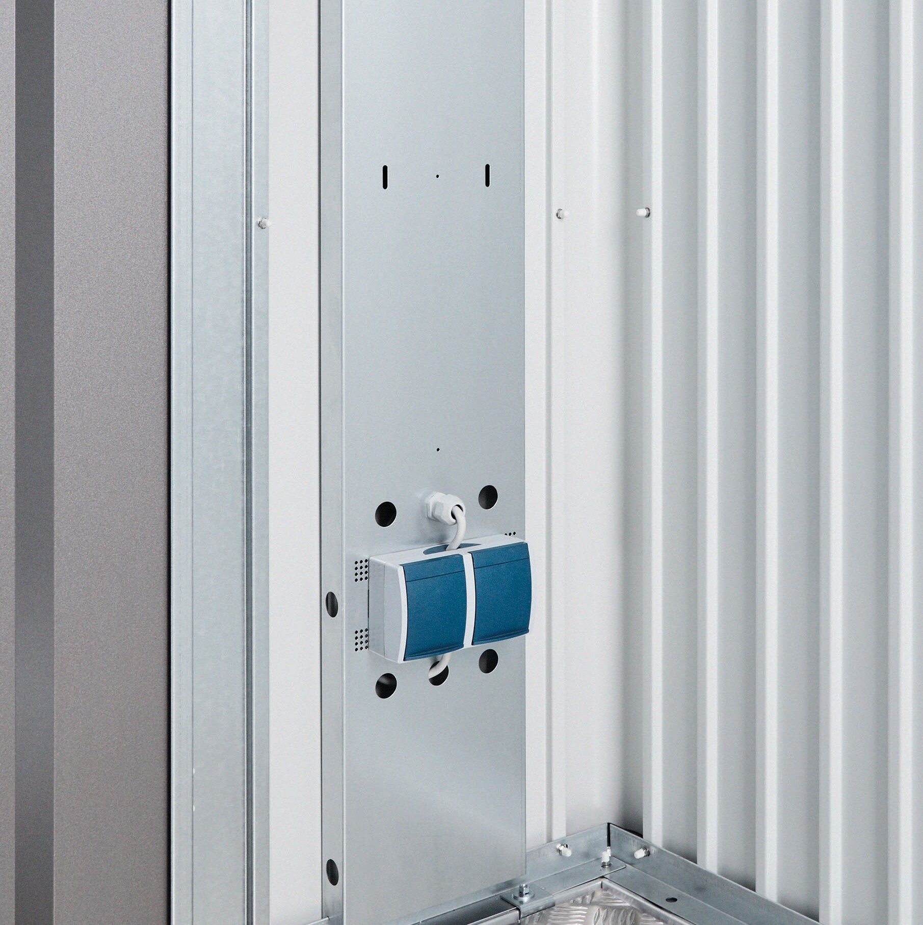 Elektroinstallation: Strom im Biohort Garten- oder Gerätehaus