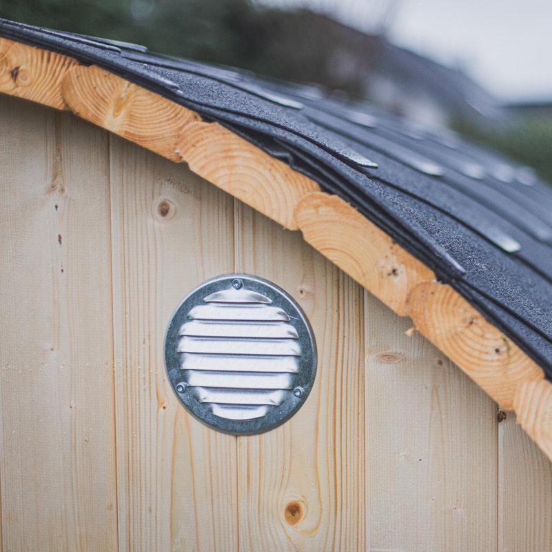 Saunabelüftung Lüftungsventile werden auf der Vorder- und Rückseite angebracht