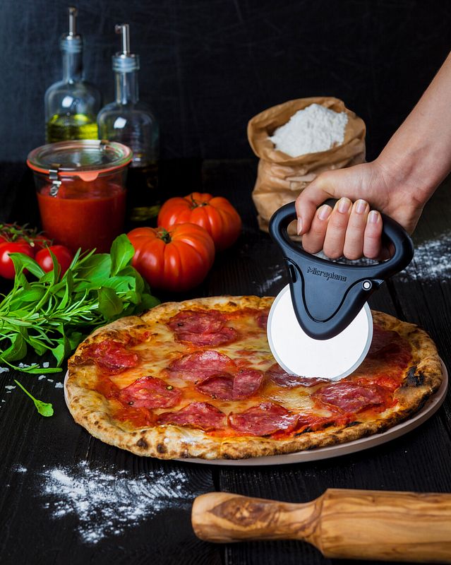 Pizzaschneider