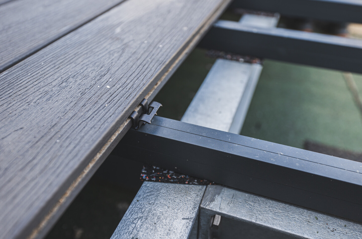 Terrassenclip einsetzen