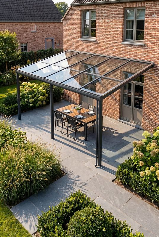 Aluminium-Terrassenüberdachung mit Glasdach und Essplatz