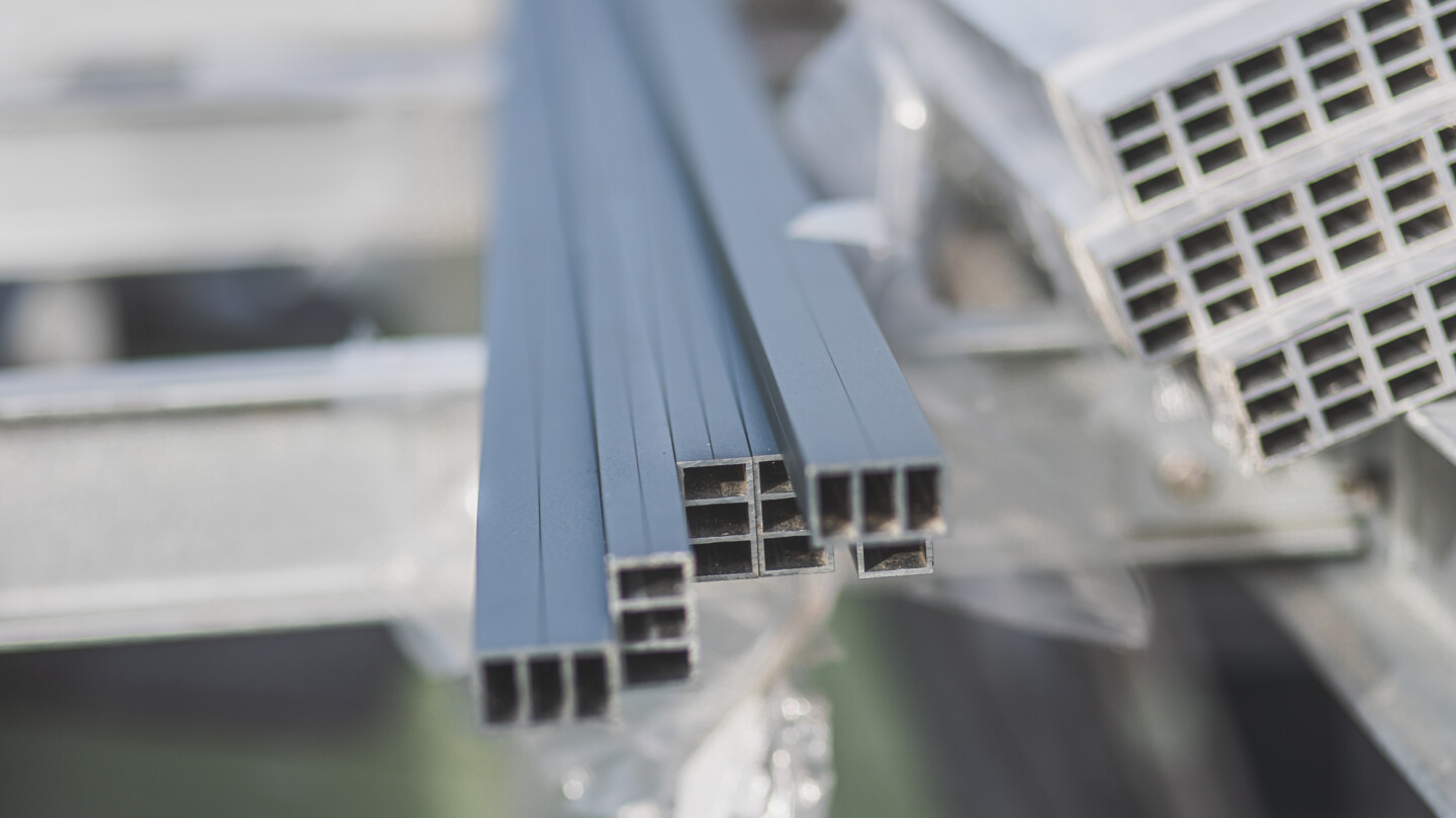 Konstruktionsprofile aus Aluminium sind besonders leicht und stabil