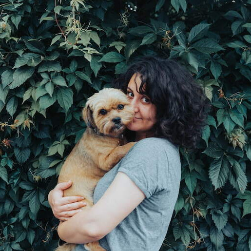 Muttertag: Die besondere Bindung von Frauen mit Hunden