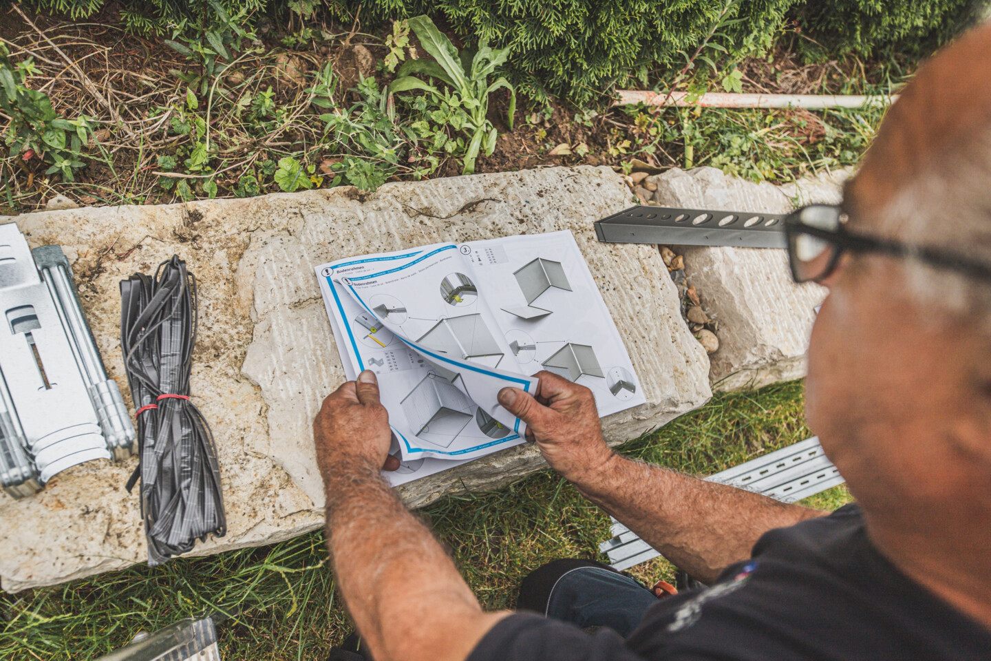 Beim Aufbau sind die Angaben in der Montageanleitung des Herstellers zu beachten