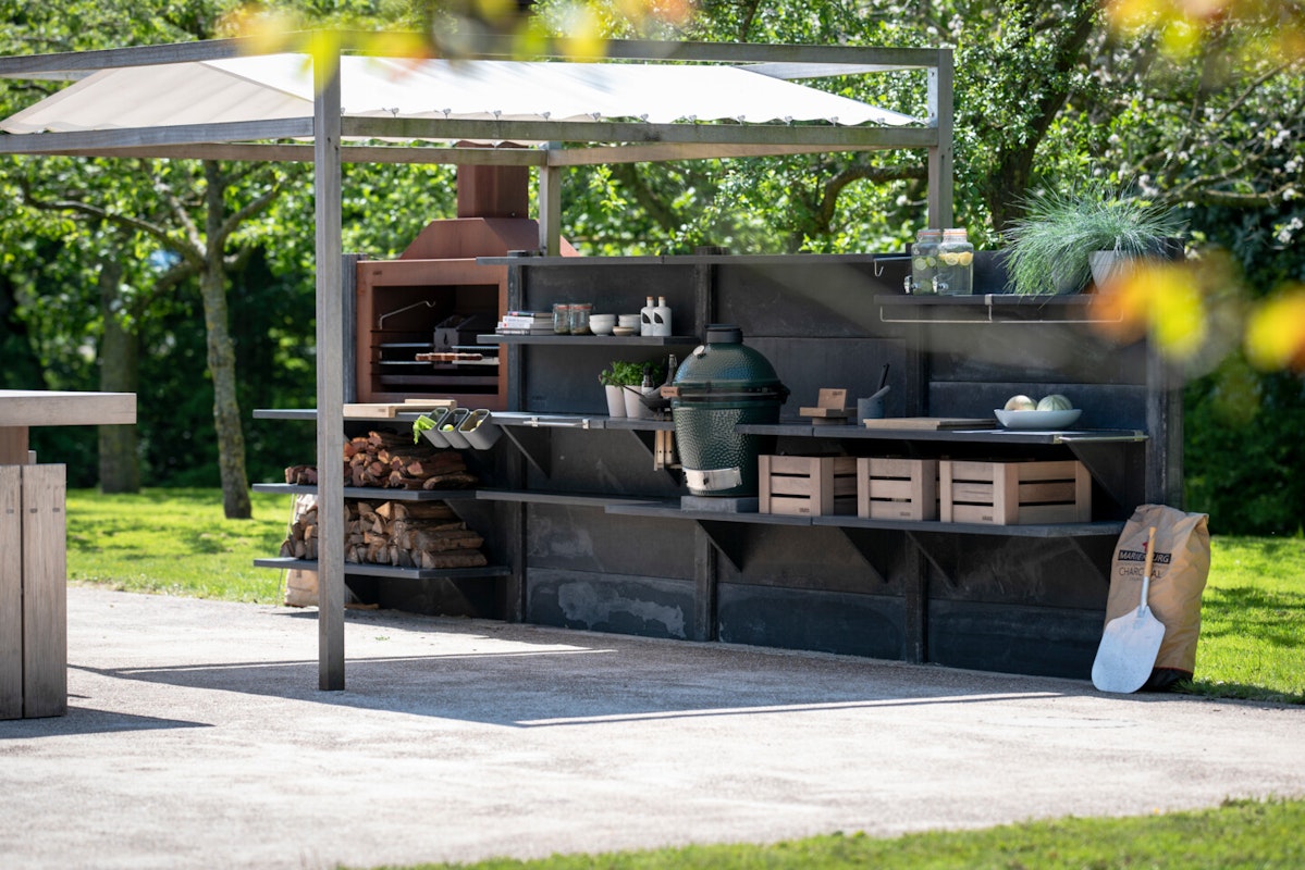 WWOO Grillküche WWOO Outdoorküche mit Big Green Egg und Sonnenschutz