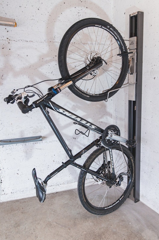 BikeLift ohne Schwenkvorrichtung Der BikeLift Fahrradhalter von Biohort