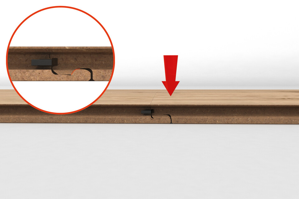 Die Dielen überlappen an der Kopfseite