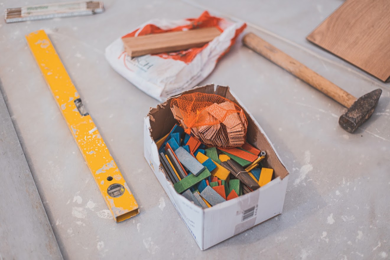 Werkzeug zur Verlegung von Bodendielen