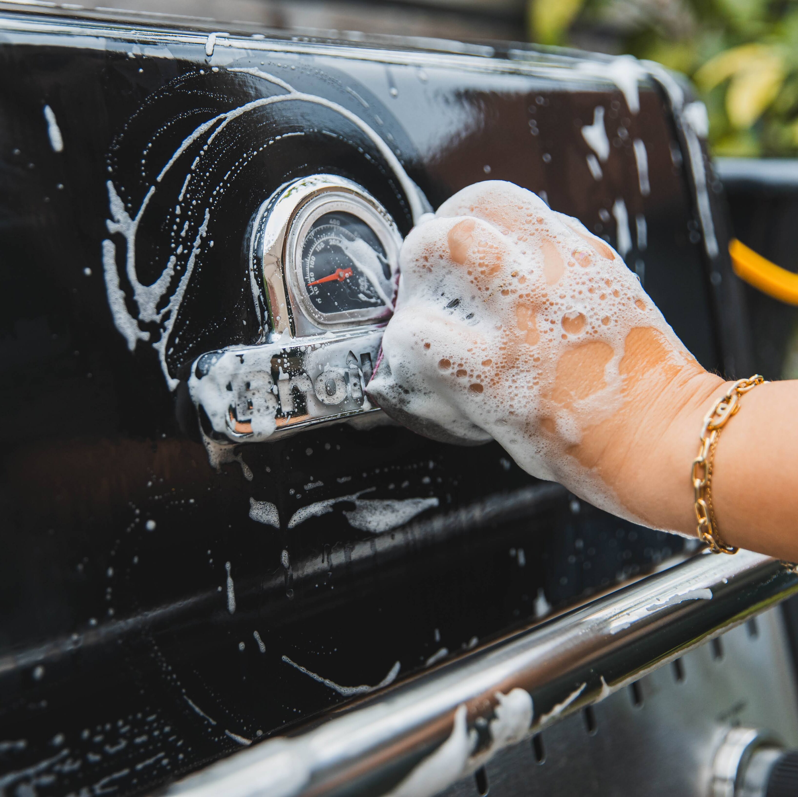 Grill richtig reinigen - darauf kommt es an!