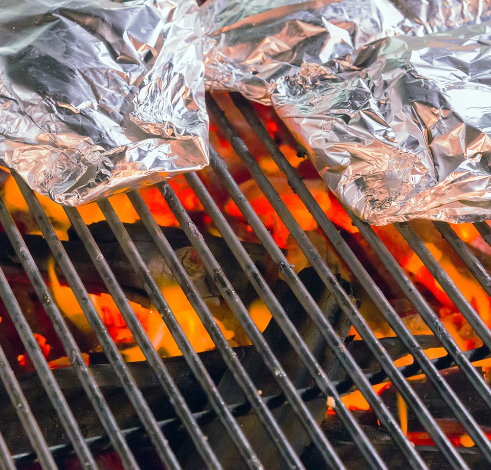 Alufolie beim Grillen - praktisch und vielseitig