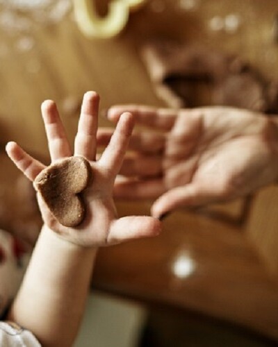 Plätzchen backen mit den Kindern