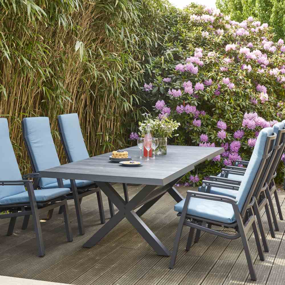 Praktischer Ausziehtisch