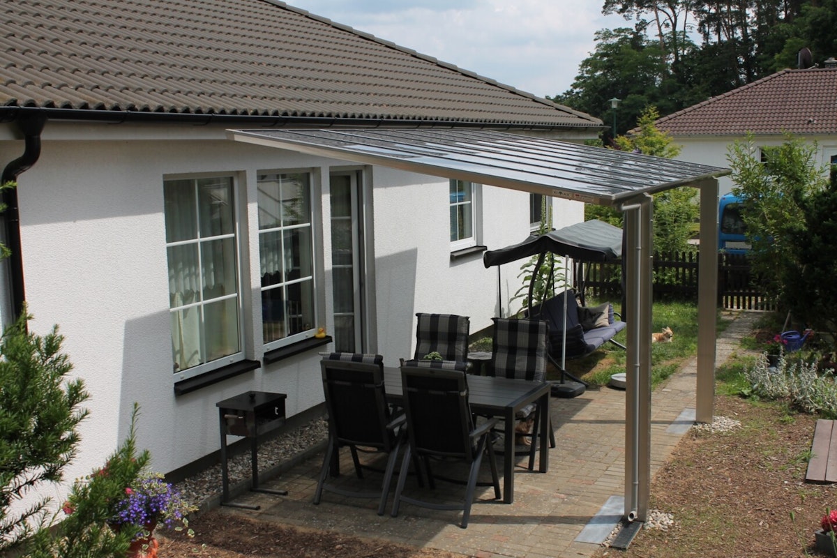 Ximax Solar-Carport Linea Typ 60 555 x 302 cm Ximax Solar-Carport Linea Typ 60 555 x 302 cm