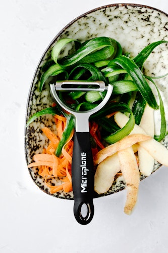 Microplane Profi Y-Schäler SPECIALTY Schwarz