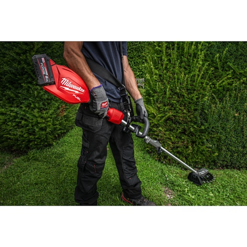 Milwaukee M18 FOPHLTKIT2-0 M18™ Fuel™ Akku-Basiseinheit mit Rasentrimmer-Aufsatz 4933429663