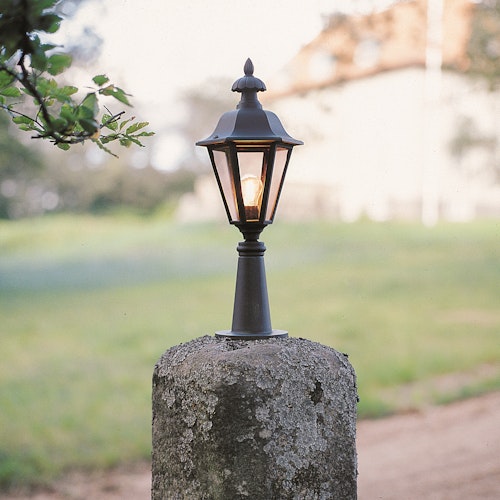 Konstsmide Gartenleuchtenkopf Pallas, versch. Farben