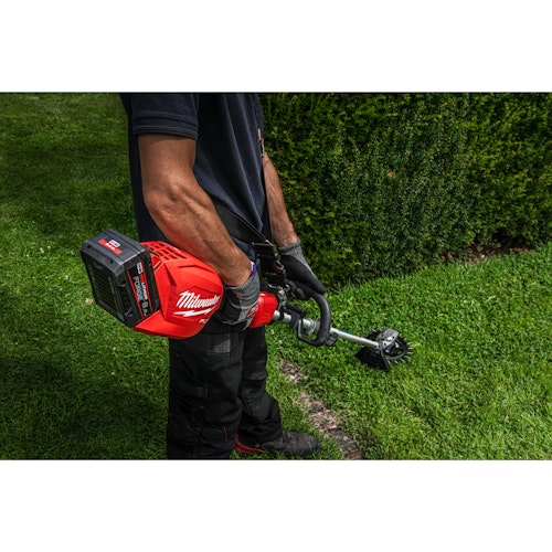 Milwaukee M18 FOPHLTKIT2-0 M18™ Fuel™ Akku-Basiseinheit mit Rasentrimmer-Aufsatz 4933429663