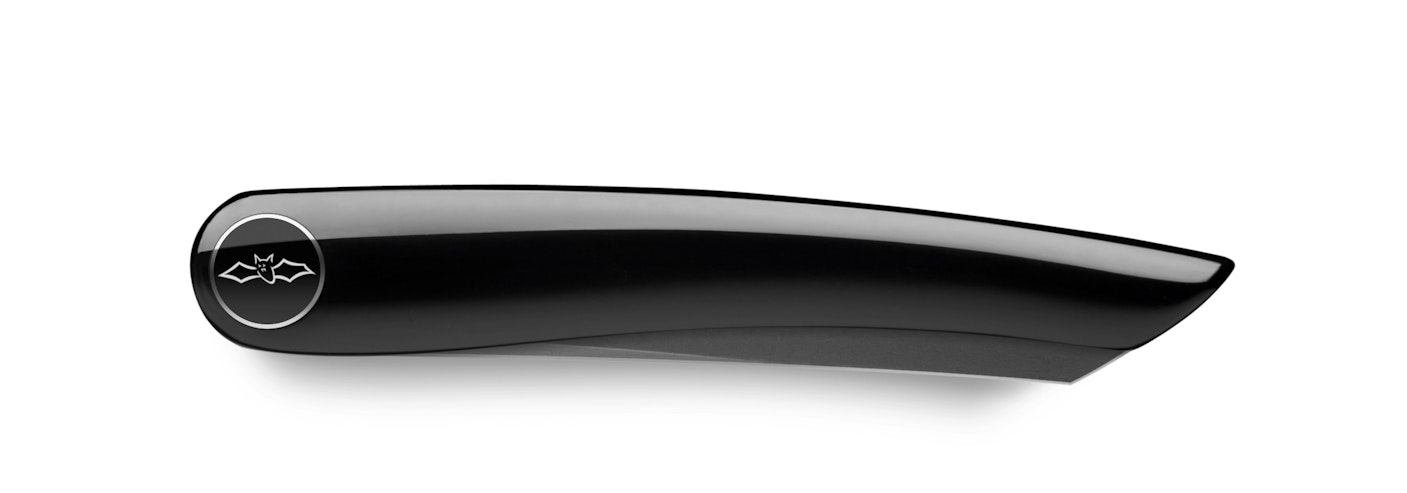 nesmuk_janus_folder_piano_laquer_black_closed