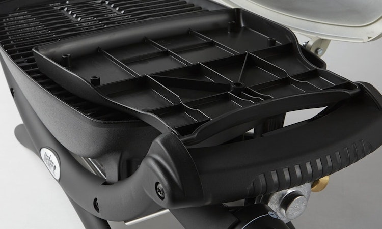 Weber Q 1200 Gas Grill Schwarz mit Hitzeschild & Bratenrost 