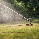 Vorschaubild Fiskars Pulsierender Sprinkler mit Erdsp. On/Off 1027029